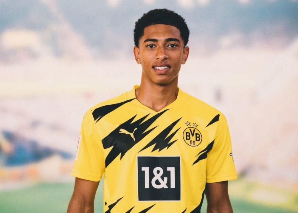 球王归来!梅西复出首秀就破门 五大联赛进球数平C罗