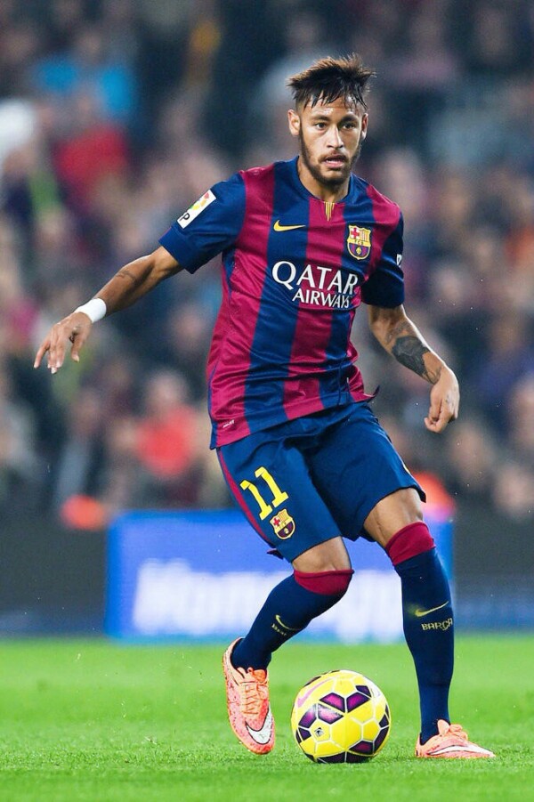 [中超]山东泰山连续精彩配合 马德鲁加轰出世界波