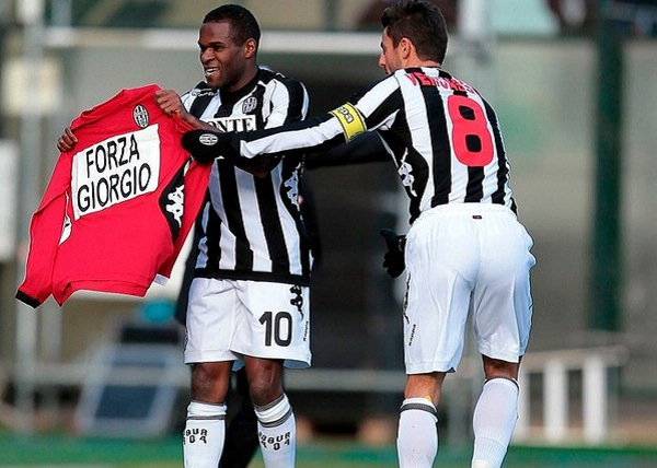 CBA疯狂一夜！深圳宁波再爆大冷，贺希宁一战封神，广东反超上海